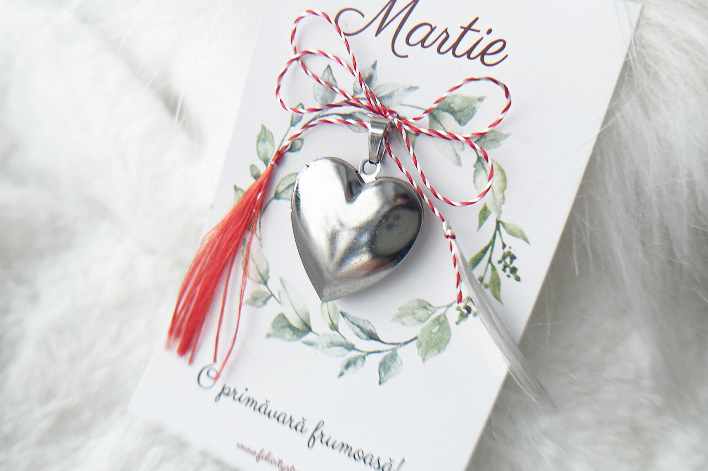 Martisor medalion otel Noble Heart