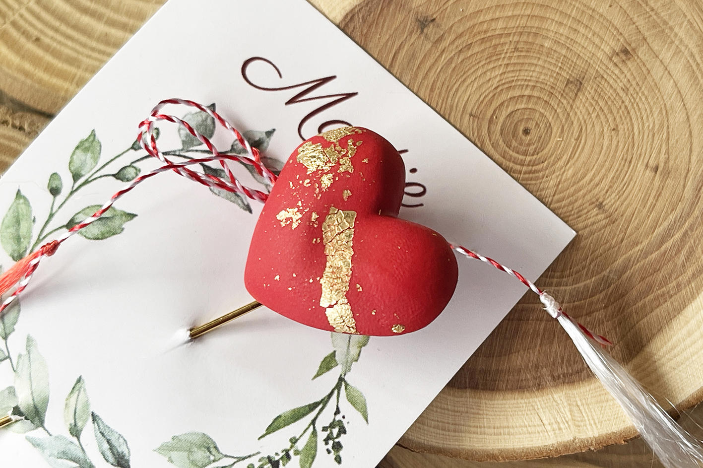 Martisor brosa tip ac placat aur Inima