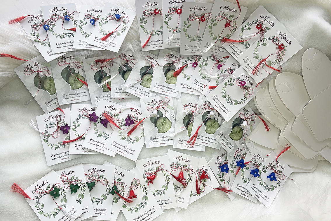 Set 40 Martisoare Pandantive Placate Floricele 9 modele