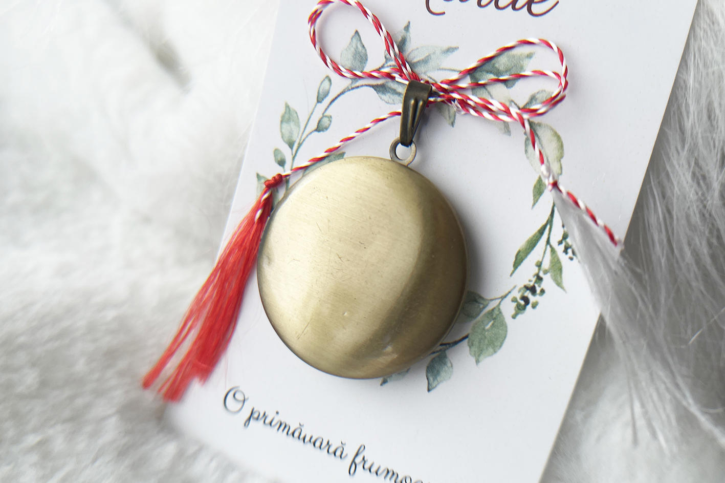 Martisor medalion bronz Origin