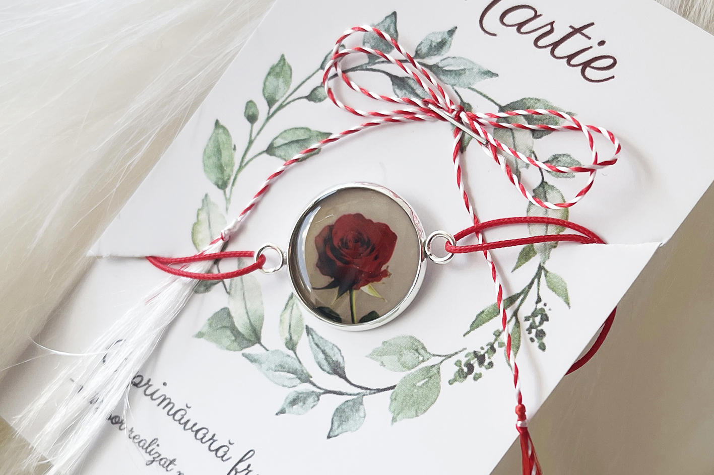 Martisor bratara cu snur placat cu argint Trandafirul