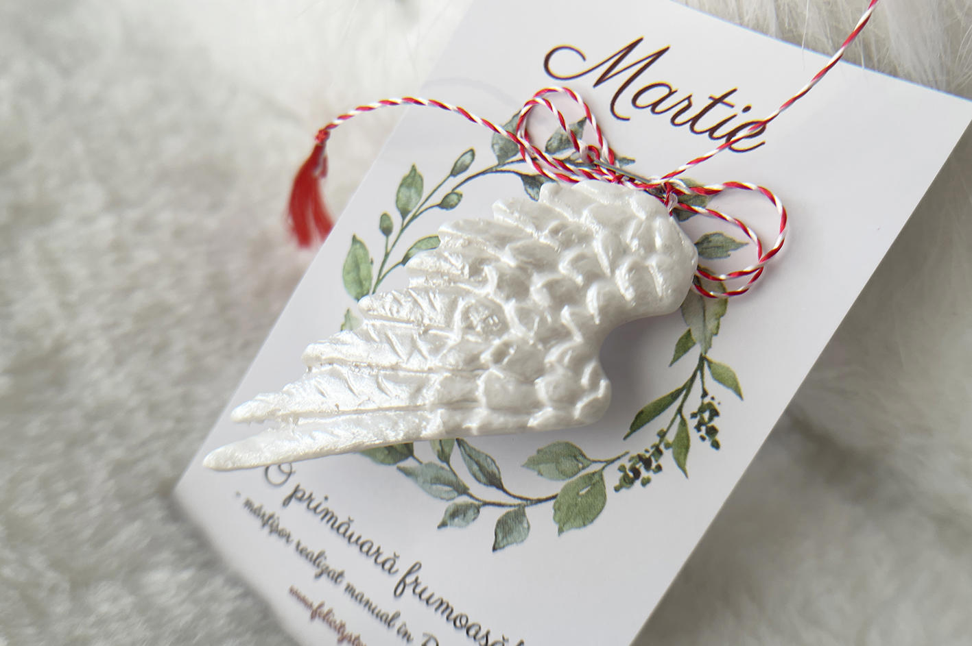 martisor-brosa-aripa-lut-polimeric