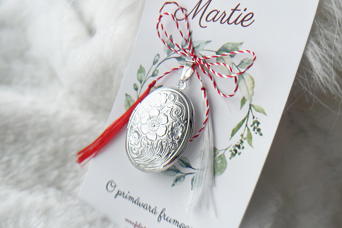 Martisor medalion placat cu argint Silver Garden