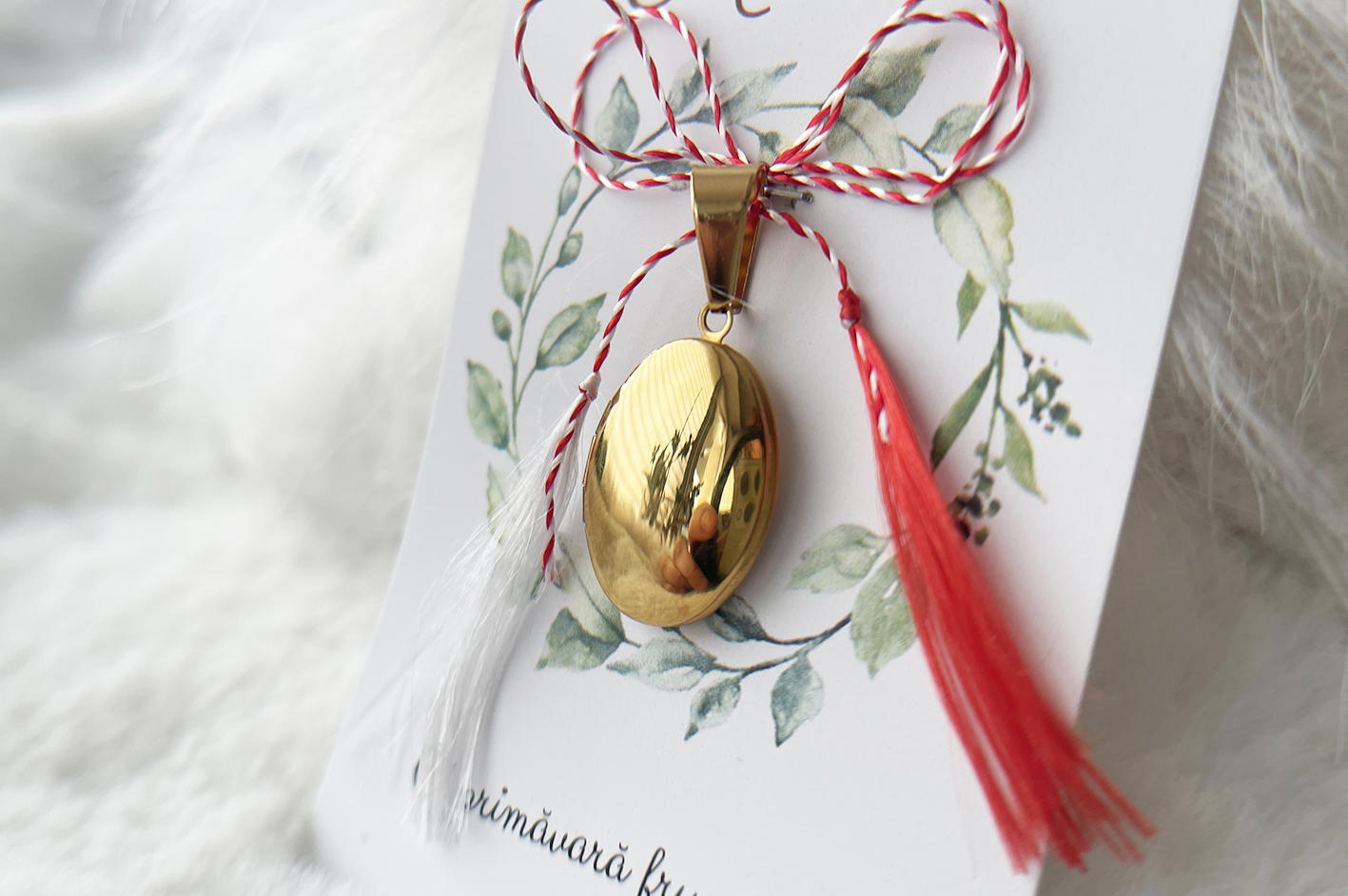 Martisor medalion placat cu aur Simplicity